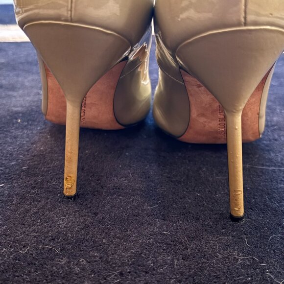 Silver Manolo Pumps - Patent Leather 37 / 7